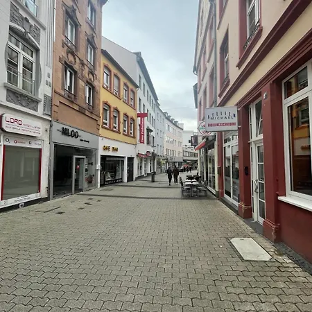 Wunderschöne Mitten Im Herzen Von